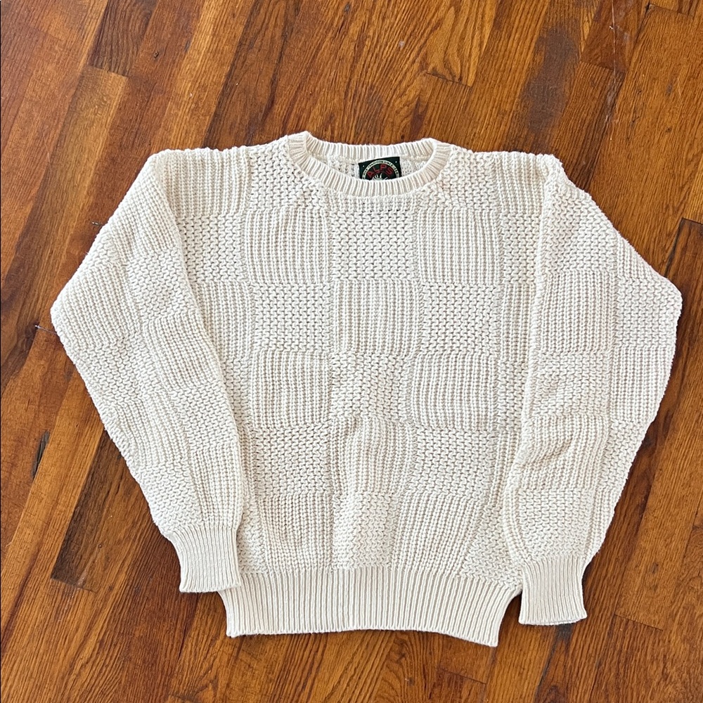 Women’s vintage Alps Cream Sweater, Large